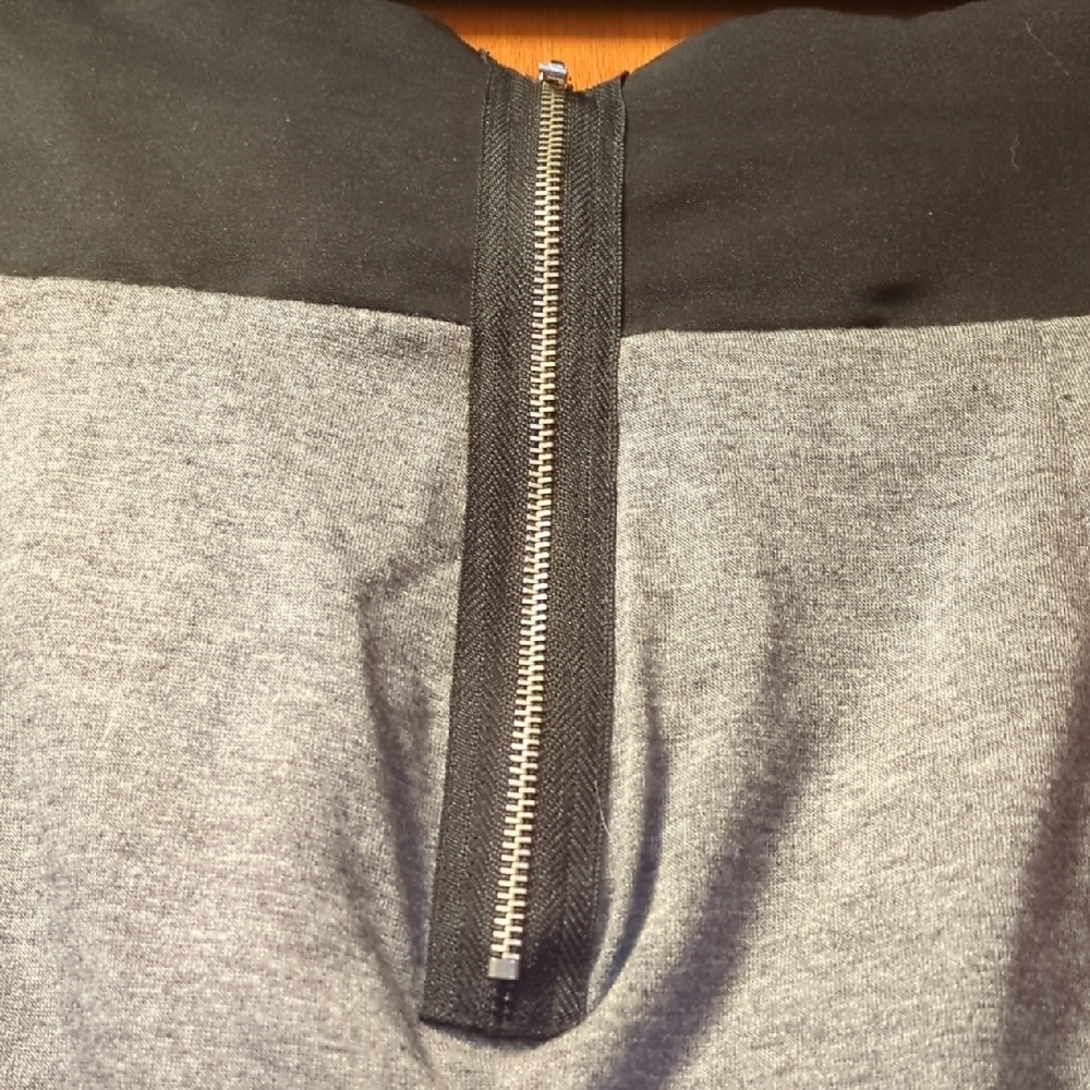Forever 21 Charcoal and Black Bow Mini Skirt - Picture 5 of 5